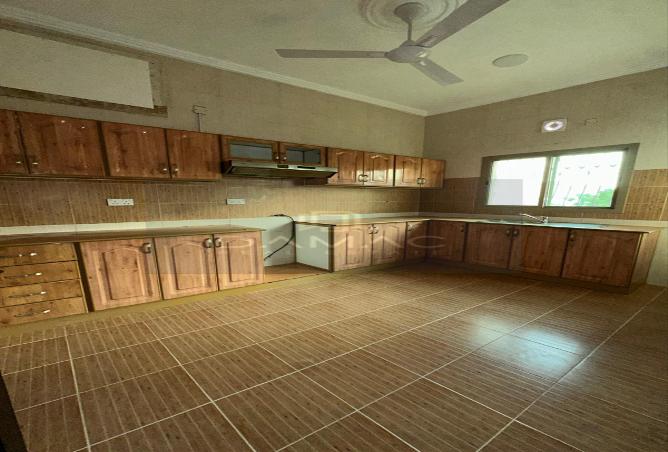 962723 - Property Image 2
