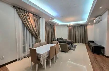 Apartment - 3 Bedrooms - 3 Bathrooms for rent in Busaiteen - Muharraq Governorate