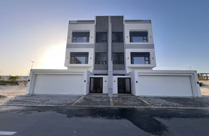 Villa - 4 Bedrooms - 5 Bathrooms for sale in Diyar Al Muharraq - Muharraq Governorate