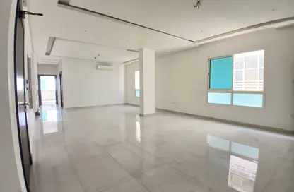 شقة - 3 غرف نوم - 3 حمامات للايجار في الحد - المحرق