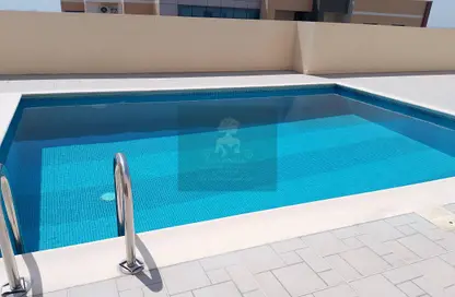 Apartment - 4 Bedrooms - 5 Bathrooms for sale in Hidd - Muharraq Governorate