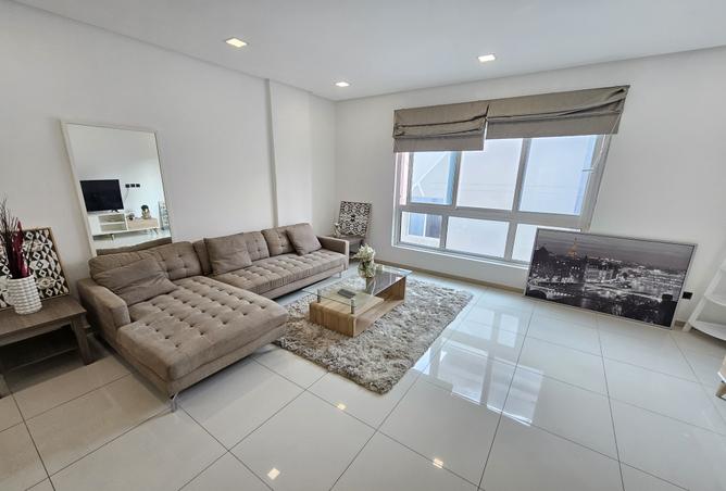 956447 - Property Image 3