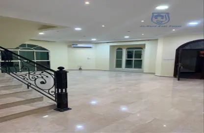 Villa - 3 Bedrooms - 4 Bathrooms for rent in Busaiteen - Muharraq Governorate