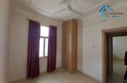 Empty Room image for: Apartment - 3 Bedrooms - 2 Bathrooms for rent in Sanad - Central Governorate, Image 1