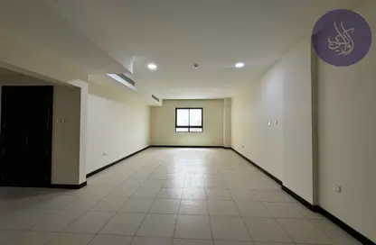 شقة - 3 غرف نوم - 4 حمامات للايجار في العدلية - المنامة - محافظة العاصمة