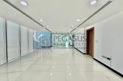 Office Space - Studio - 4 Bathrooms for rent in Seef - Capital Governorate