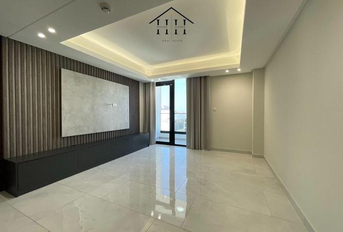 953812 - Property Image 2