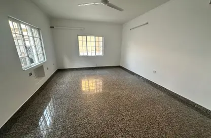 Villa - 4 Bedrooms - 3 Bathrooms for rent in Salmaniya - Manama - Capital Governorate
