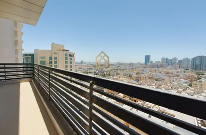 Apartment - 2 Bedrooms - 3 Bathrooms for rent in Al Juffair - Capital Governorate