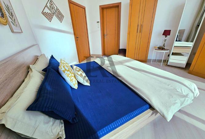 987075 - Property Image 2