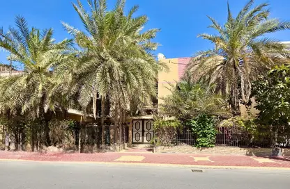 فيلا - 3 غرف نوم - 3 حمامات للبيع في البسيتين - المحرق