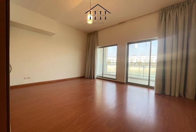 961419 - Property Image 3