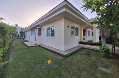 Villa - 3 Bedrooms - 4 Bathrooms for rent in Sanabis - Manama - Capital Governorate