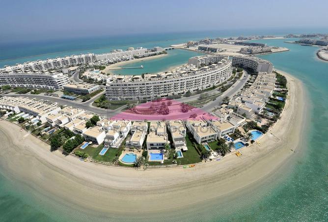 981589 - Property Image 2