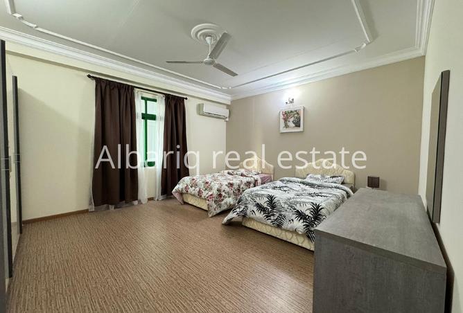 928217 - Property Image 3