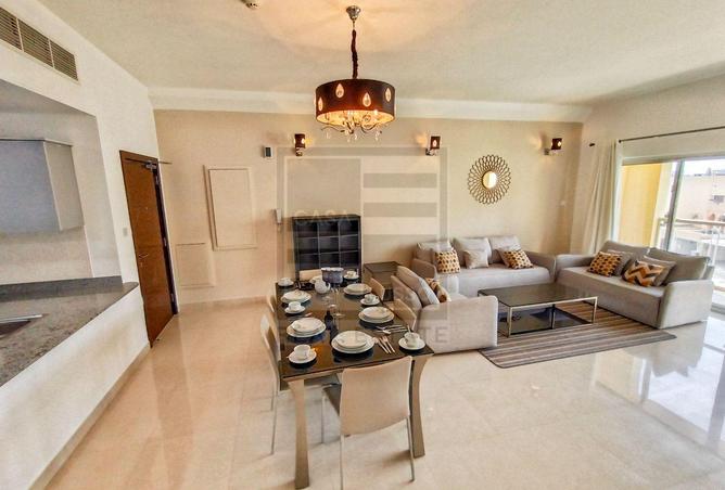 957431 - Property Image 2