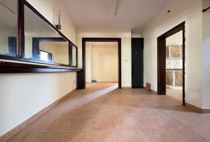 956946 - Property Image 3