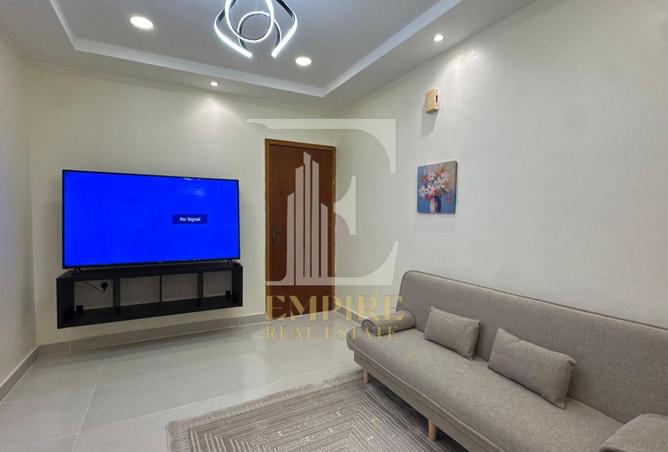 972132 - Property Image 2