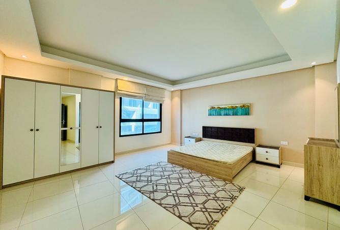 992230 - Property Image 2