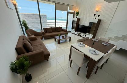 Apartment - 3 Bedrooms - 4 Bathrooms for rent in Al Juffair - Capital Governorate