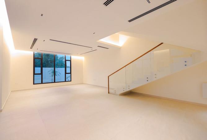 969683 - Property Image 2