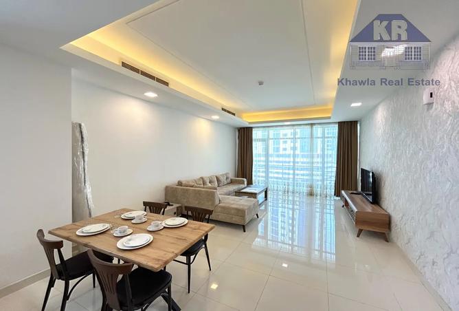 956567 - Property Image 2