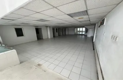 Show Room - Studio - 1 Bathroom for rent in Sitra - Central Governorate