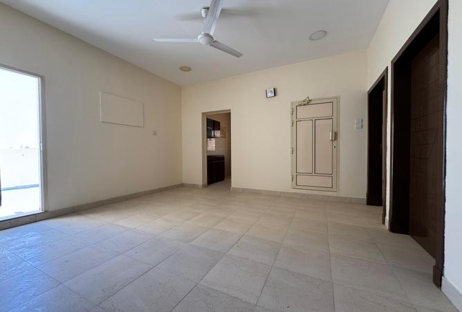 956952 - Property Image 3