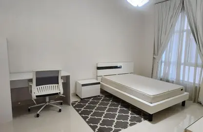 Apartment - 2 Bedrooms - 2 Bathrooms for rent in Segaya - Manama - Capital Governorate