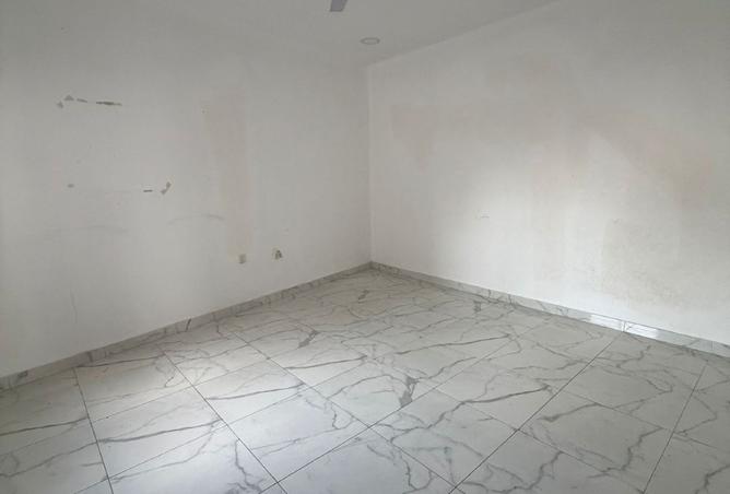 984108 - Property Image 3