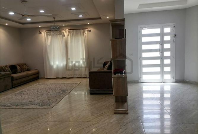 962541 - Property Image 2