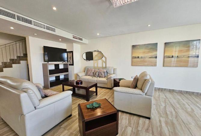 951338 - Property Image 2