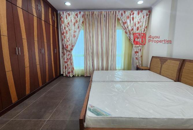 960856 - Property Image 2