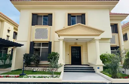 Villa - 4 Bedrooms - 4 Bathrooms for rent in Mahooz - Manama - Capital Governorate