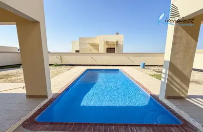 Villa - 5 Bedrooms - 6 Bathrooms for sale in Al Areen Development - Zallaq - Southern Governorate