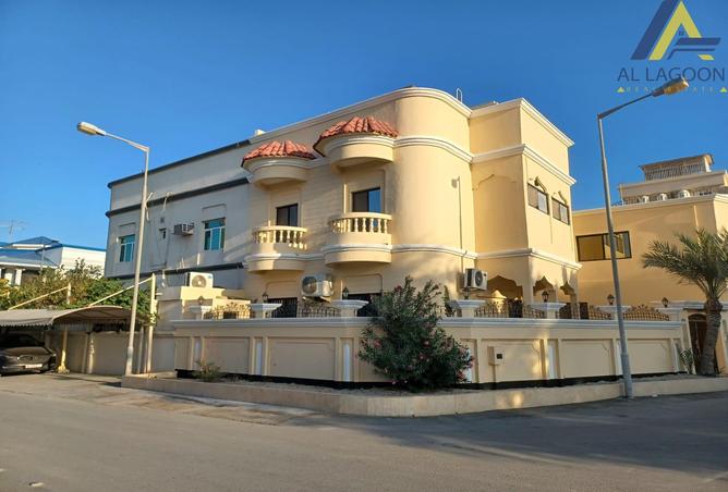 987402 - Property Main Image