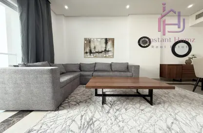 Apartment - 1 Bedroom - 2 Bathrooms for rent in Al Juffair - Capital Governorate