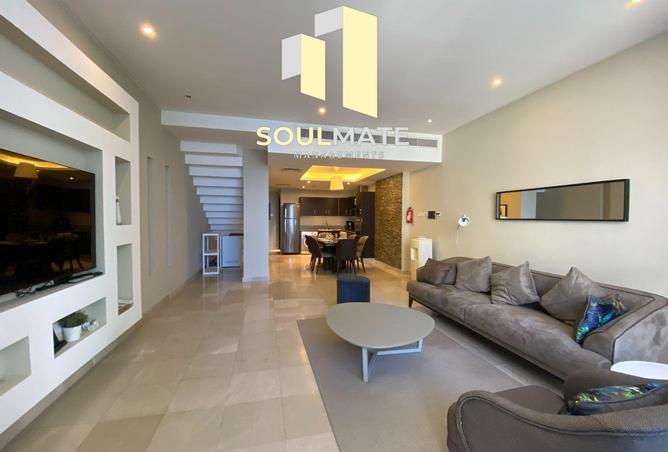 975205 - Property Image 2