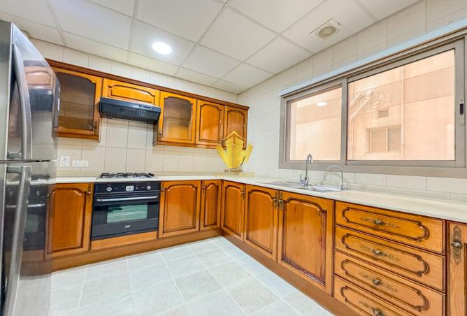 955458 - Property Image 3