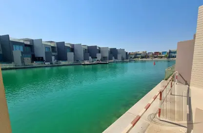 فيلا - 3 غرف نوم - 4 حمامات للبيع في ديار المحرق - المحرق