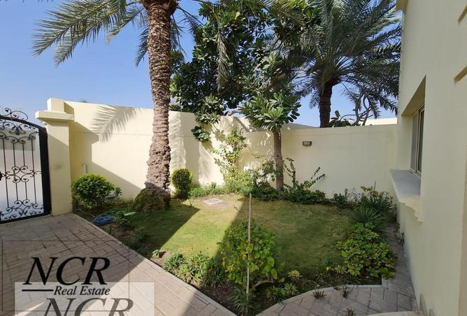 978855 - Property Image 2