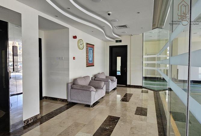 943097 - Property Image 2