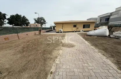 Villa - 3 Bedrooms - 3 Bathrooms for rent in Sanad - Central Governorate