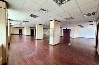 Office Space - Studio - 3 Bathrooms for rent in Diplomatic Area - Manama - Capital Governorate