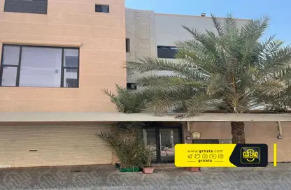 Whole Building - 7+ Bedrooms - 7+ Bathrooms for sale in Jid Ali - Central Governorate