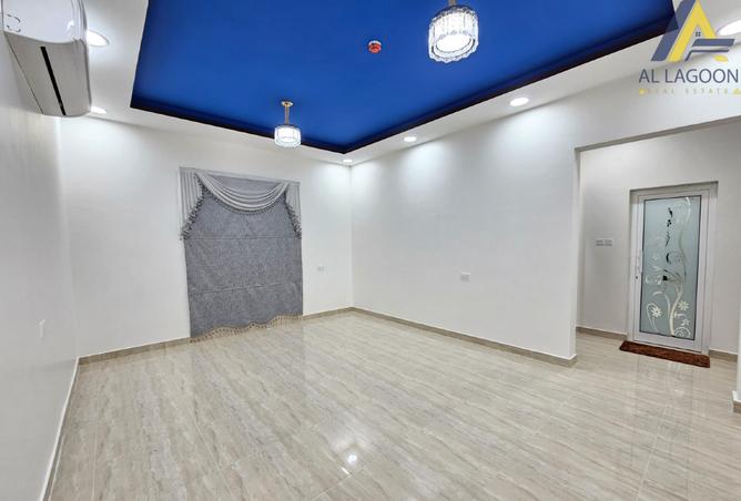 Apartment - 3 Bedrooms - 3 Bathrooms for rent in Hidd - Muharraq Governorate