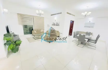 Apartment - 2 Bedrooms - 2 Bathrooms for rent in Al Juffair - Capital Governorate