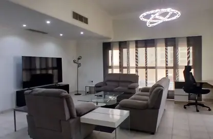 Apartment - 2 Bedrooms - 2 Bathrooms for rent in Al Juffair - Capital Governorate
