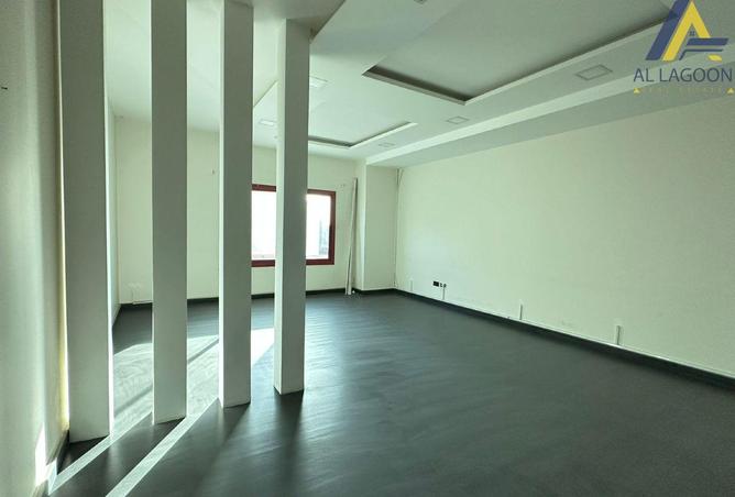 968809 - Property Image 3