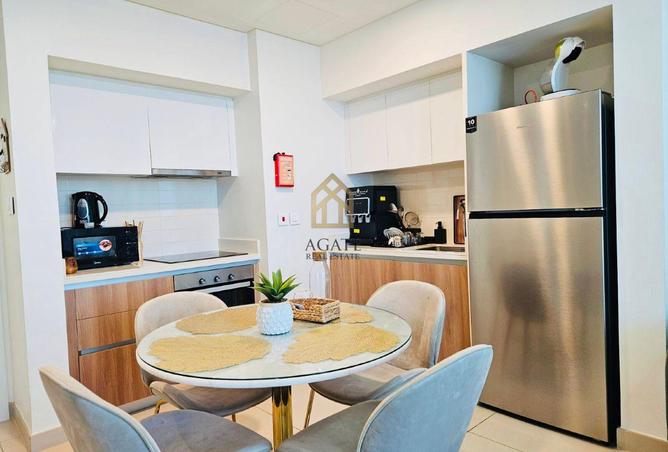 978581 - Property Image 2